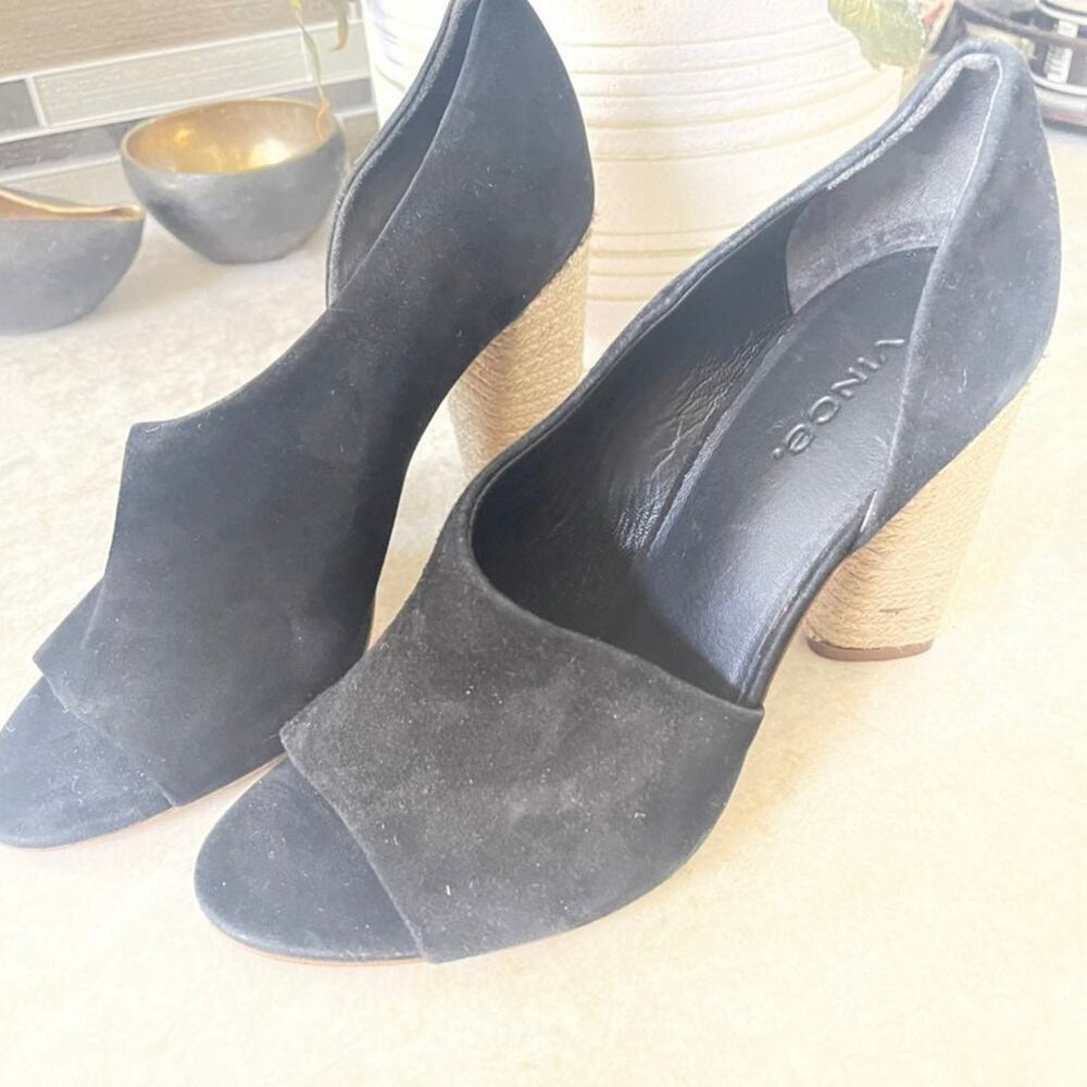 Vince Heels black suede juted round heel sz 7 NEW - Picture 3 of 10